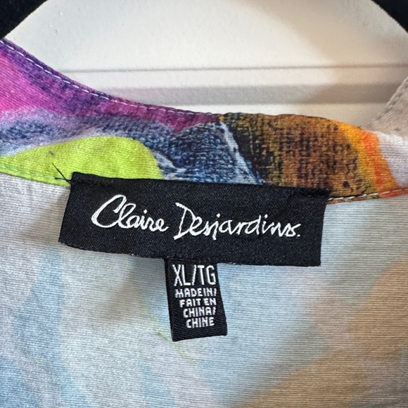 Claire Desjardins Colorful Abstract Sleeveless Blouse - Picture 2 of 5